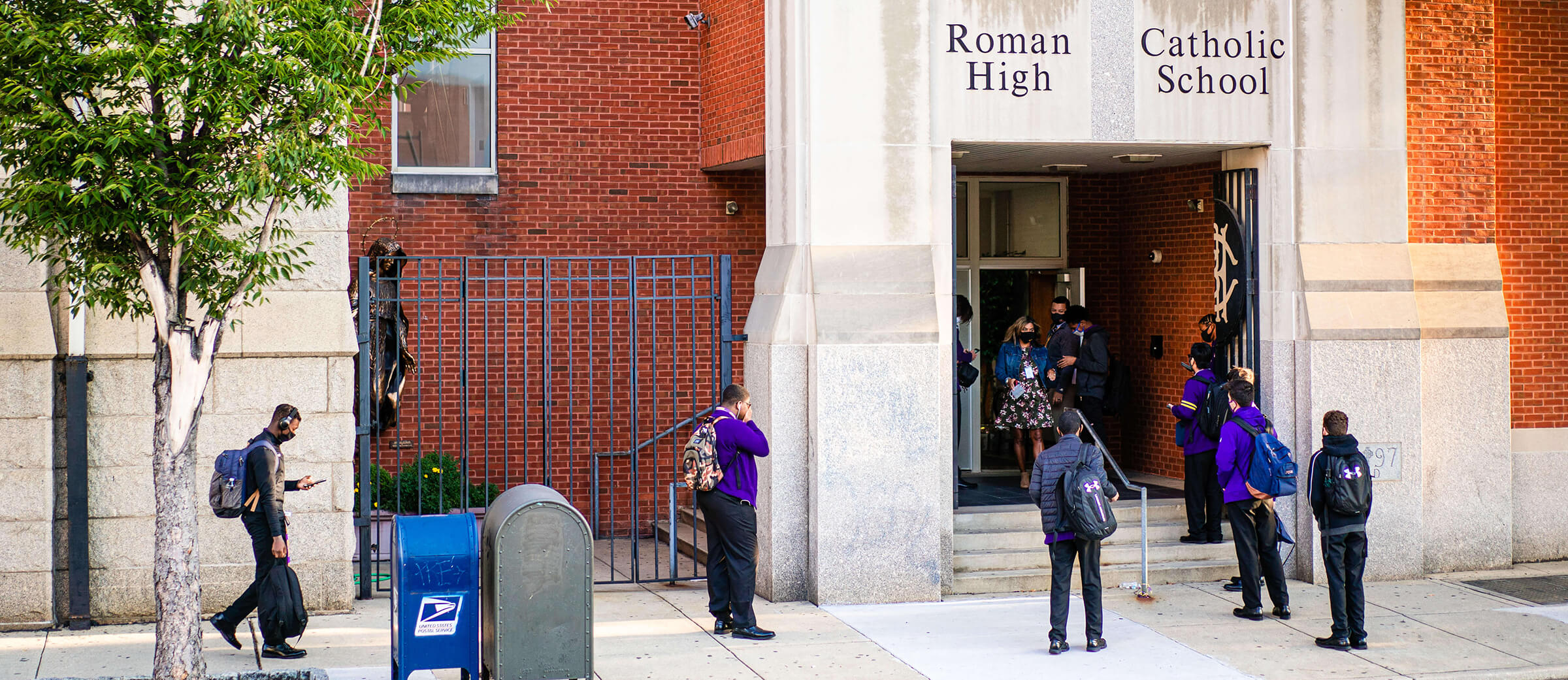 Roman Catholic High School Virtual Tour Discover our Campus